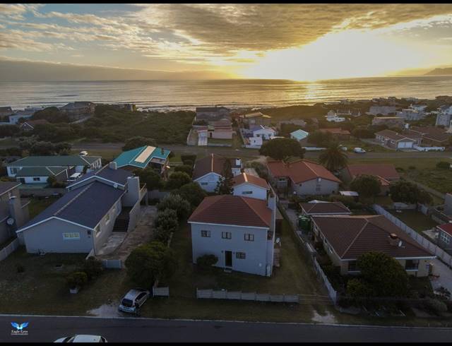 5 BEDROOM FREESTANDING SOLD IN DE KELDERS